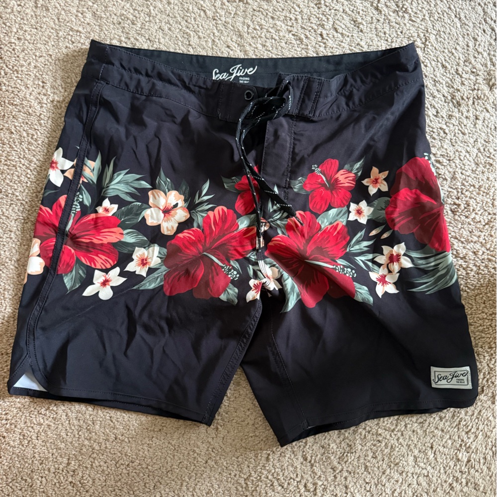 Men's Black Floral Swim Board Shorts Sea Jive 32